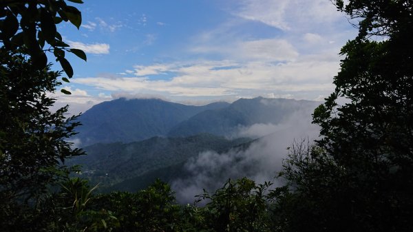 滿滿仙氣的向天湖山1107053