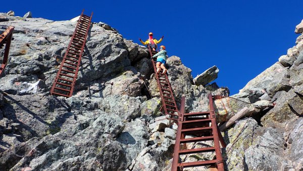 體驗日本最經典的北阿爾卑斯山脈之美燕槍穗縱走2964573