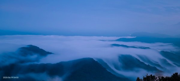 二格山 #琉璃光 #雲海流瀑 #雲瀑 #火燒雲 #霞光 #日出 6/192815284