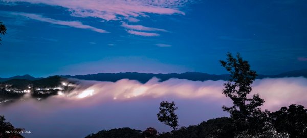 #二格山 #琉璃光 #雲瀑 #雲海流瀑 #日出 #手機拍攝 #VivoX100Pro 5/232794911