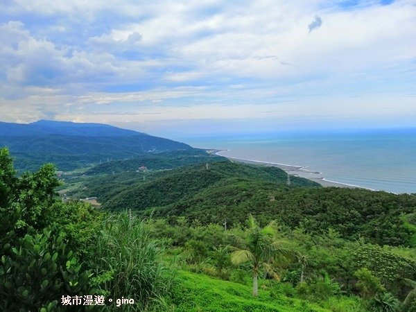 【台東。大武】開車就能欣賞無敵海景。#96小百岳~巴塱衛山