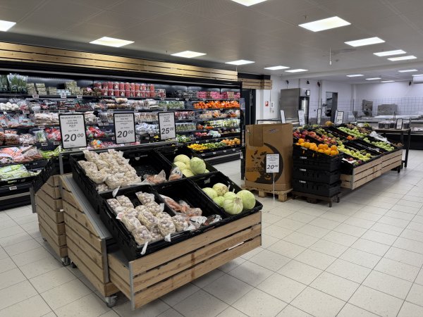 [紐約馬之行-38] 2025_1106 夜晚的伊盧利薩特2948255