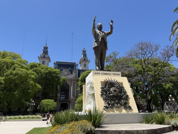 [紐約馬之行-58] 2025_1114 陸軍總部附近綠地2953820