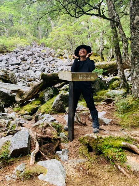 逆走雪山西稜下志佳陽1041406