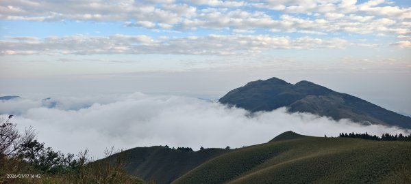 陽明山趴趴走追雲趣 1/172983253