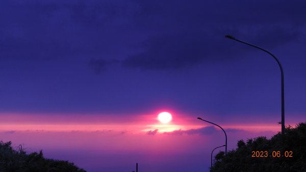 雲山水花鳥蝶 - 天龍國阿伯的日常6/2飛碟雲?上帝光 ?2170593