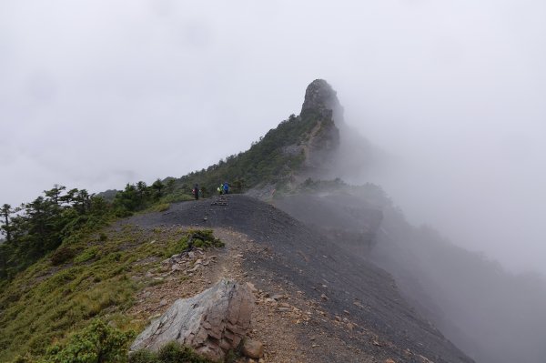 世界奇峰─泰雅族與賽夏族之聖山432220