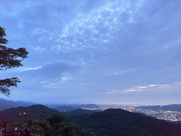 天上山~夕陽2176384