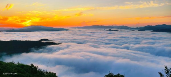 #石碇後山  #雲海 #日出 首登 #中嶺山 6/193075997