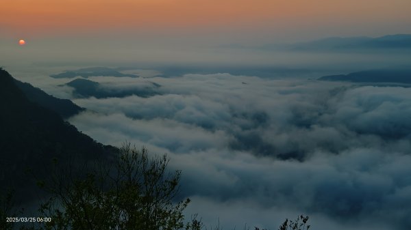 #翡翠水庫壩頂 #月亮雲海 #日出雲海 #鱷魚島雲海 3/25&2652745632