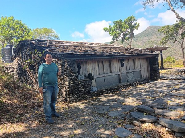 老七佳石板屋3011059