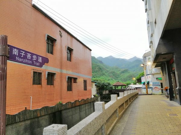 盡攬山海景迷人景緻。南子吝登山步道754299