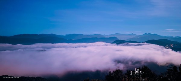 #二格山 #琉璃光 #月圓 #火燒雲 #霞光 #雲海流瀑 #日出 #日月同框 9/92881125