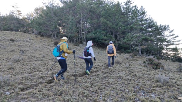 布拉克桑山單攻O繞嘉明湖戒茂斯山 2024年12月8日2667000