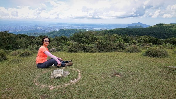 春暖花開暢遊水圳道和水牛有約在陽明山內雙溪古道及頂山石梯嶺步道與坪頂古圳道2086392