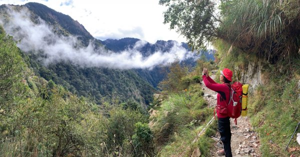 初冬的玉山 雲海美 登頂寒1955349