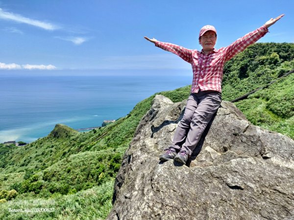 黃金瀑布無言山丘六坑索道煙囪稜哈巴狗岩 健行筆記