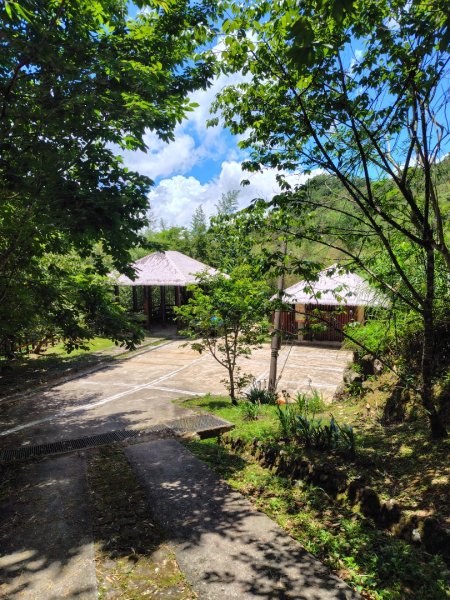 達娜伊谷-里美避難步道-巨石板步道-約富霓2788541