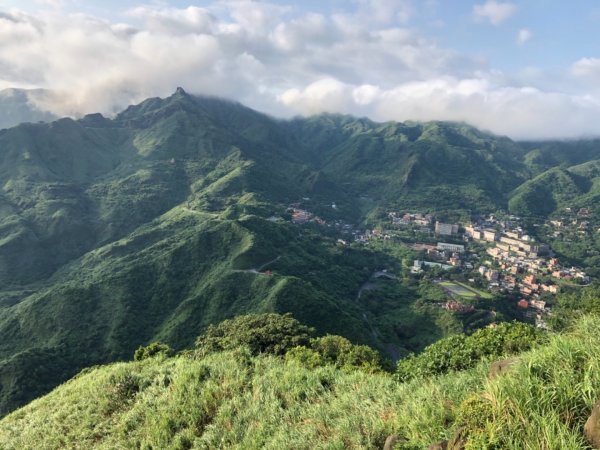 新北 瑞芳 雷霆峰步道584100