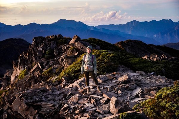 帝王之座-南湖主峰線｜南湖大山＋南湖南峰＋巴巴山2884941
