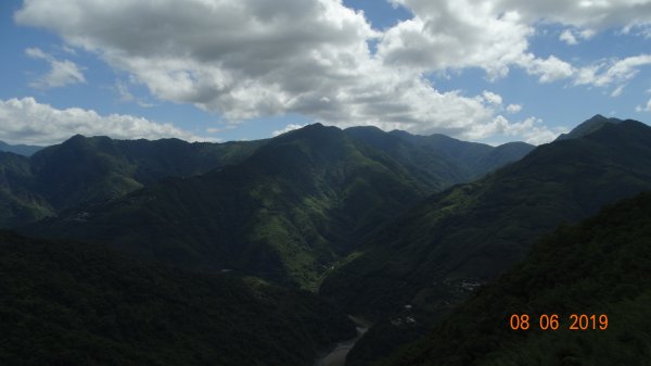 蟬鳴鳥叫蝶飛舞-復興三尖之夫婦山645435