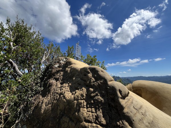 [微笑山線_第九段] 2025_0914 二格山系_皇帝殿東峰2889498