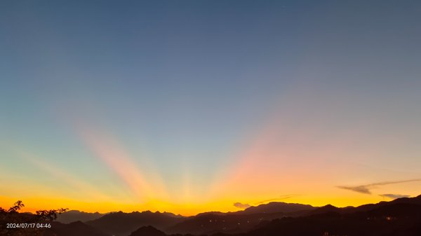 石碇趴趴走追雲趣 - #星空夜景 #霞光 #曙光日出 #雲瀑 7/17&19&282552107