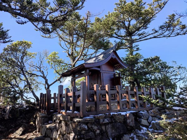 登頂玉峰 誰與爭峰1565960