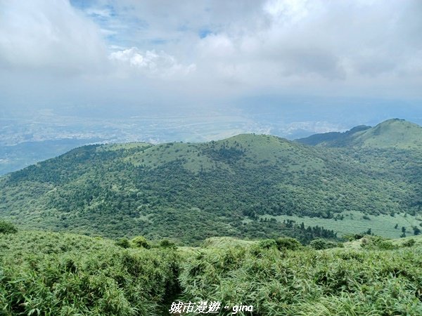 【台北北投】搭捷運公車爬山趣。 小百岳集起來。編號1小百岳~大屯山主峰步道1762773