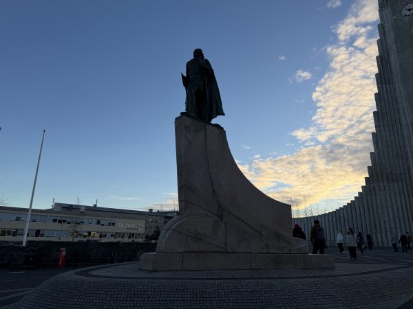 [紐約馬之行-18] 2025_1104 哈爾格林姆教堂(Hallgrimskirkja)2946150