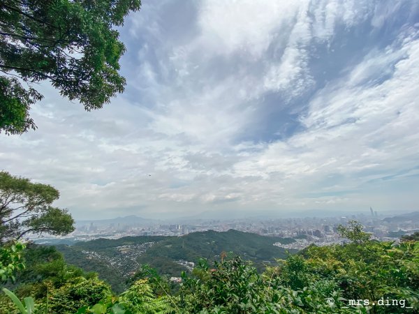 ＜小百岳＞新北市．烘爐地登山步道979628