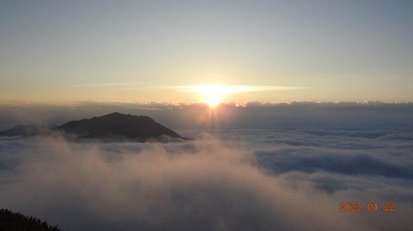 大年初一陽明山滿滿的日出雲海&水淹金山寺/天空之城，媲美202201272001979