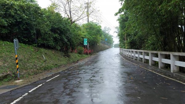 平溪  望古瀑布步道  猴硐貓村 運煤遺址。搭火車去旅行  最小的火車站 被人們忽略的秘境 望古瀑布2186226