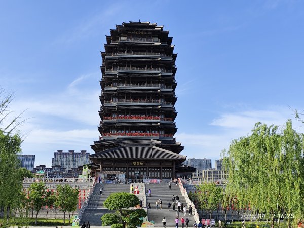 中國山東淄博海岱樓鍾書閣 - 中國最美書店；知味齋大飯店；夜訪周村古大街、開葷燒烤2776648