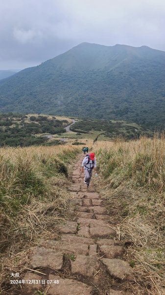 20024-1231臺北大縱走第二段：大屯主西南二子坪O型2680146