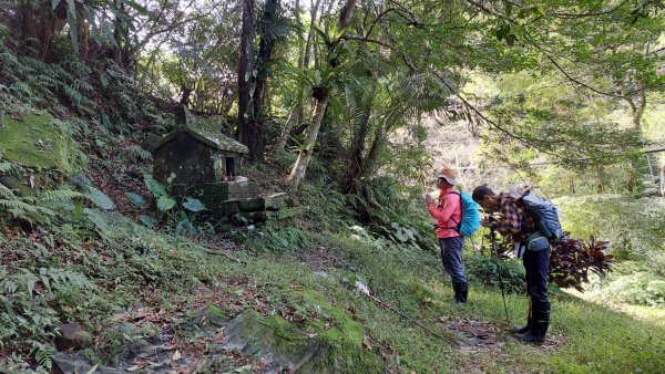 新北石碇姑娘山、雞冠山、松柏崎山、紙寮坑古道8字行