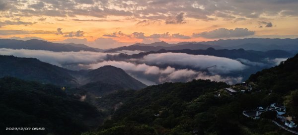 跟著雲海達人山友追雲趣-石碇趴趴走，星空夜景/曙光日出/雲海12/72368890