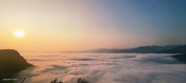 #琉璃光雲海 #琉璃光雲瀑 #日出雲海 #雲瀑 #楓紅 4/11 & 4/12快閃 #大棟山2757878