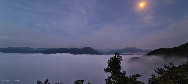 跟著雲海達人山友追雲趣 #月光雲海 #曙光雲海 #日出雲瀑 7/132834965