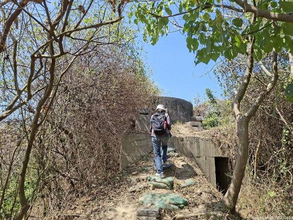 《高雄》泥岩惡地｜漯底山自然公園大O繞順訪永安、茄萣濕地202603133014670