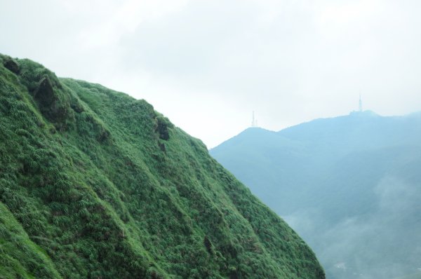 七星山主峰東峰592809