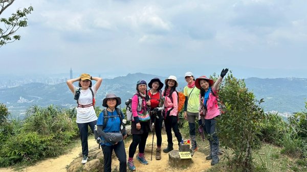 銀河洞越嶺貓空-新高麗坑山-銀獅縱走-猴山岳群峰+三條魚縱走2765507