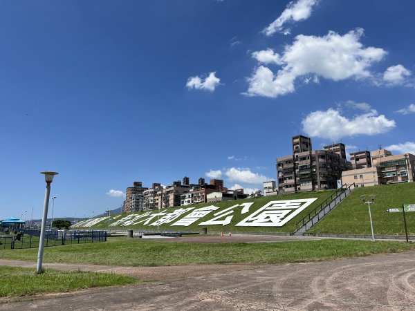 [跟著2025雙北世壯運探索雙北市-8/21] 2025_0615 微風輕艇航線（蘆洲微風園區）2815017