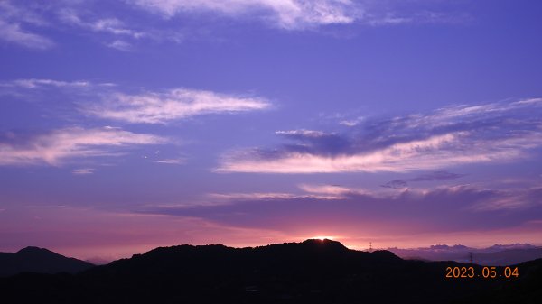 雲山水花鳥蝶-天龍國阿伯的日常5/4翡翠水庫壩頂日出&雲海2140836