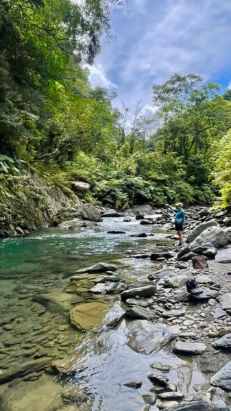 烏來西坑林道/探勘派出護管所彈藥庫遺址至獅坑橋2576291