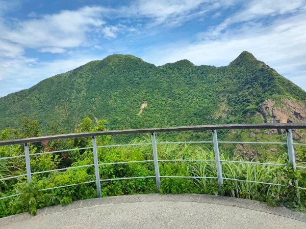 2023/6/28［台灣百大必訪步道］［無耳茶壺山］+報時山2200329