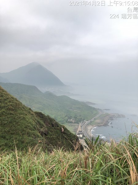 【北台灣郊山之王「瑞芳劍龍稜」 攀爬峭壁岩稜翻山越嶺驚險行】1337526