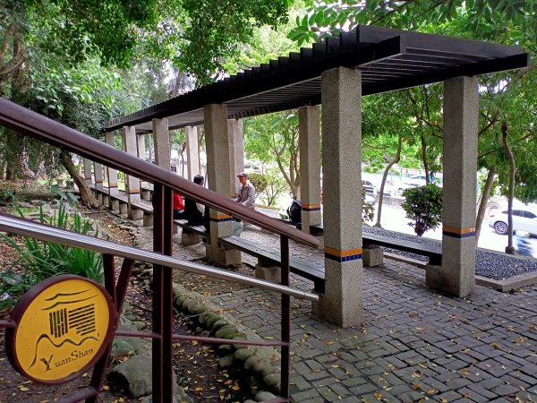 美麗的劍潭、渾然天成的猴洞巨岩和湖山磺溪1320177