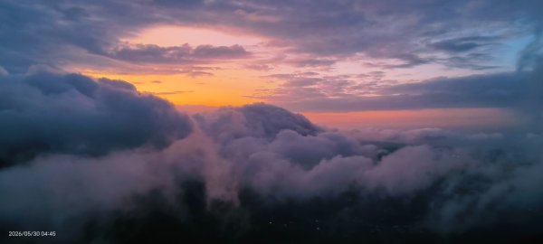 #大屯山 #雲瀑（過山雲） #日出 #滬尾碼頭 #夕陽 #虎山峰 #101大樓3065870