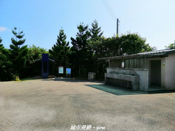 【新北。金山】獅頭山公園步道~遠眺金山八景之燭臺雙嶼1458206